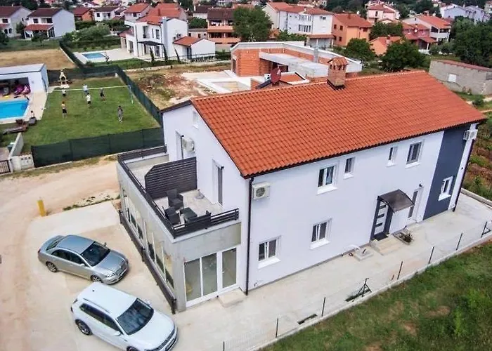 Apartments Mojeljeto